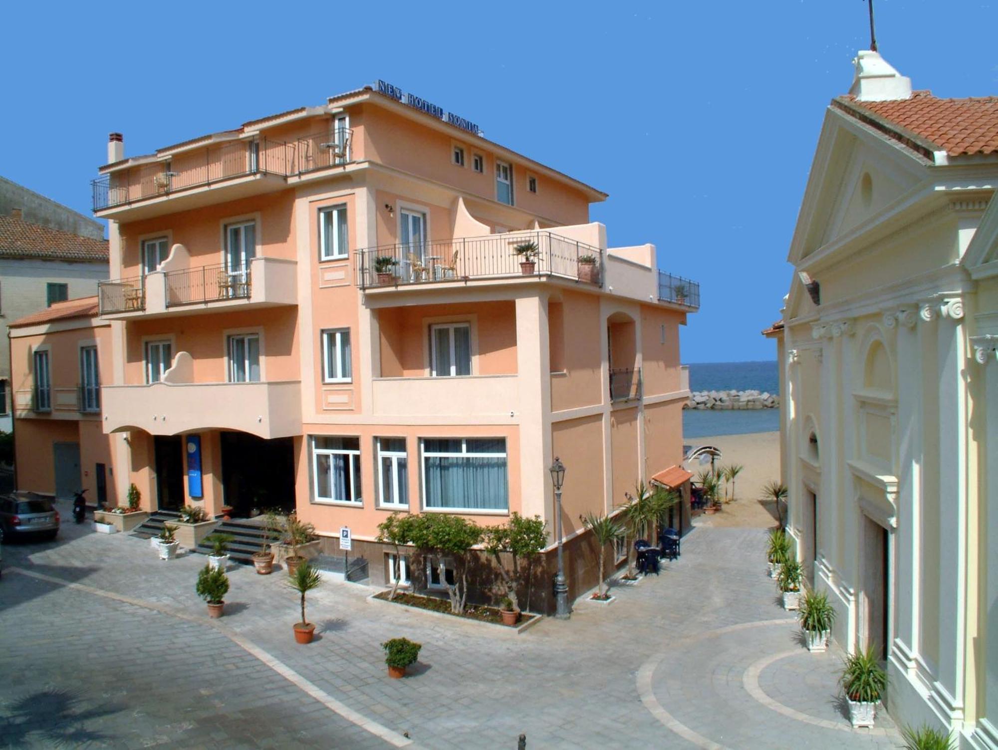 New Hotel Sonia Santa Maria di Castellabate Exterior photo